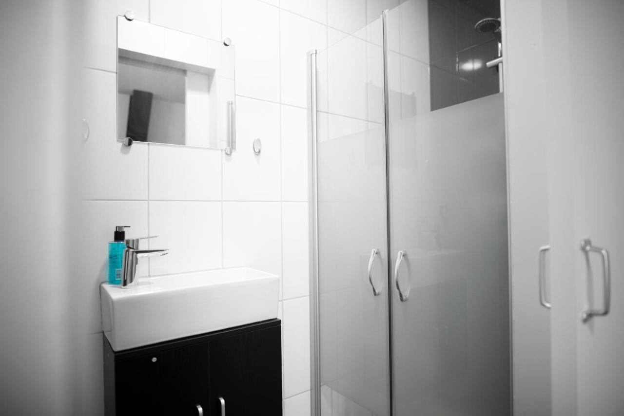 B&B Hotel Lichtstad ไอนด์โฮเวน ภายนอก รูปภาพ